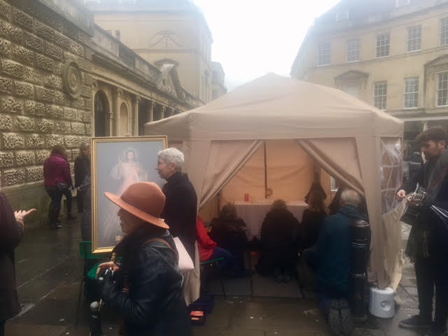 Carpa Bath